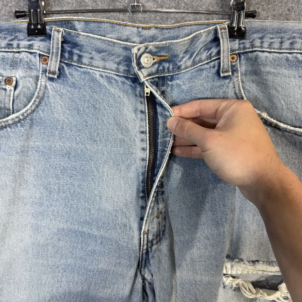 Vintage Levi's 560 Men's Distressed‎ Blue Jeans 2002 Size 38x32